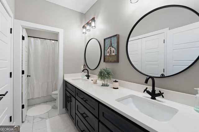 306 Old Windmill Road, Perry, GA 31069