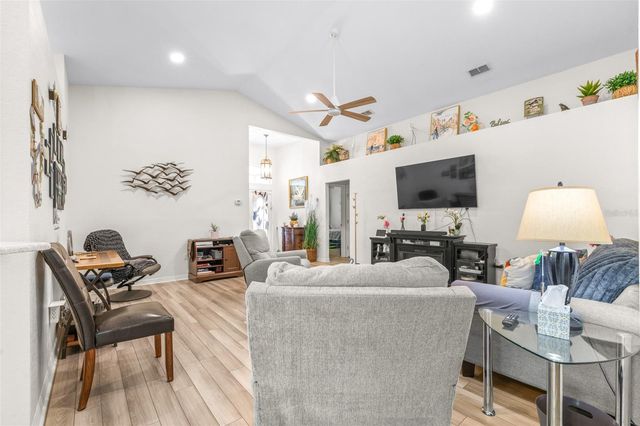 7024 BENDELOW DRIVE, Lakeland, FL 33810