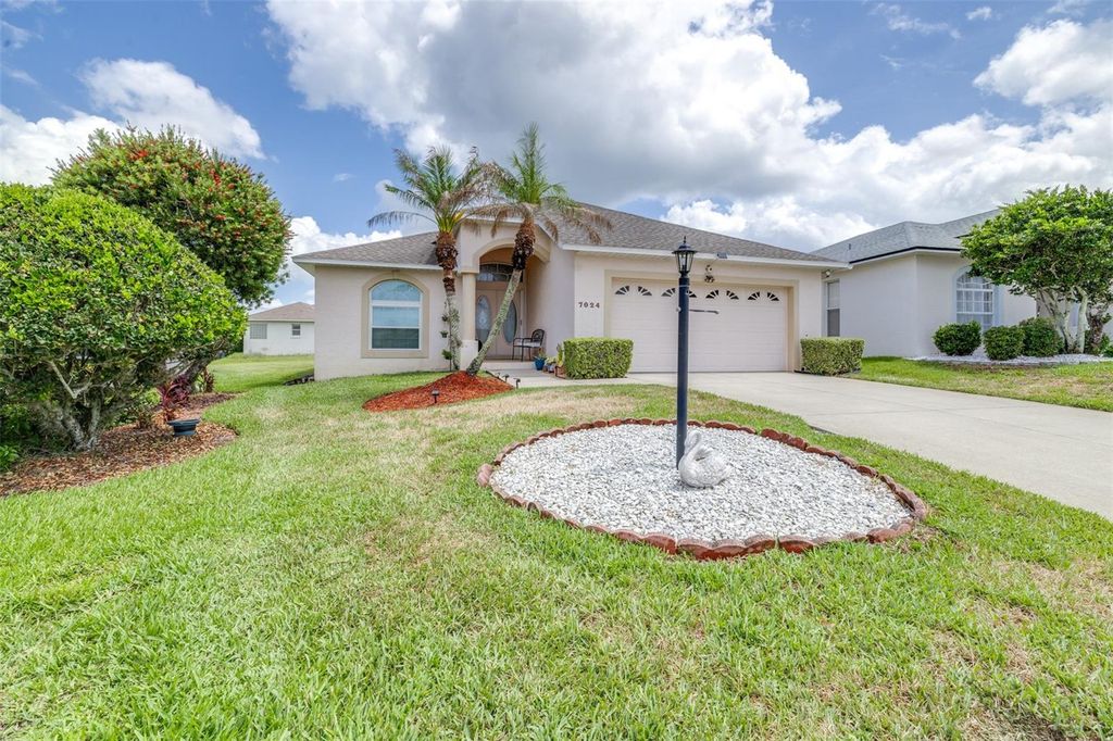 7024 BENDELOW DRIVE, Lakeland, FL 33810