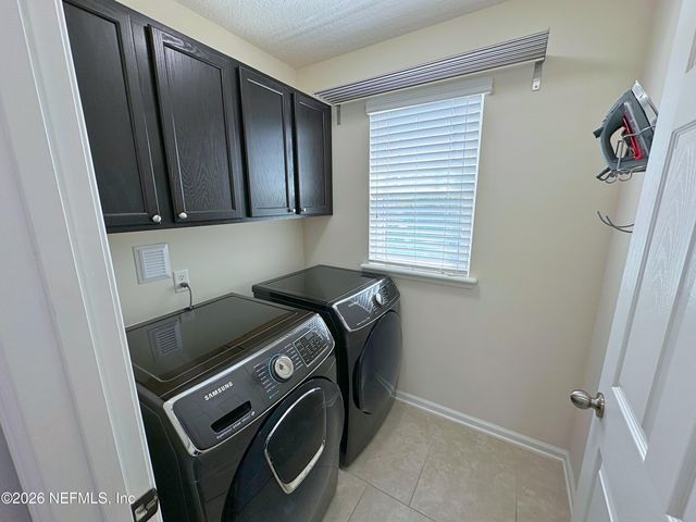 7048 ROSABELLA Circle, Jacksonville, FL 32258