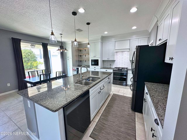 7048 ROSABELLA Circle, Jacksonville, FL 32258