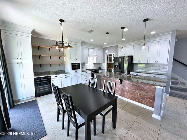 7048 ROSABELLA Circle, Jacksonville, FL 32258