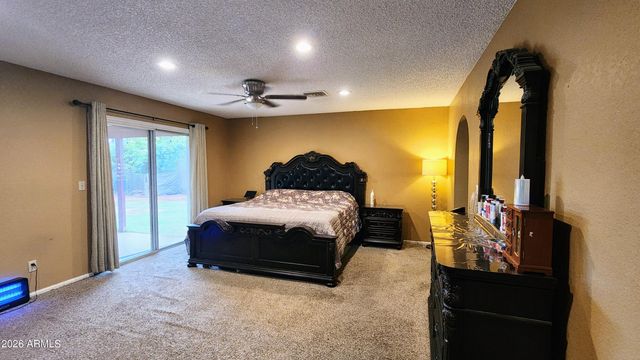 7425 W JENAN Drive, Peoria, AZ 85345