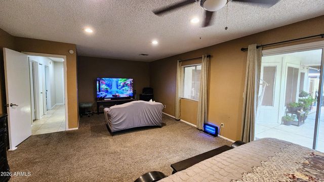 7425 W JENAN Drive, Peoria, AZ 85345