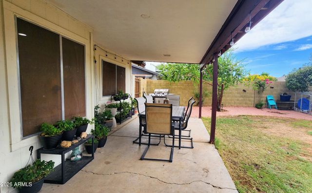 7425 W JENAN Drive, Peoria, AZ 85345
