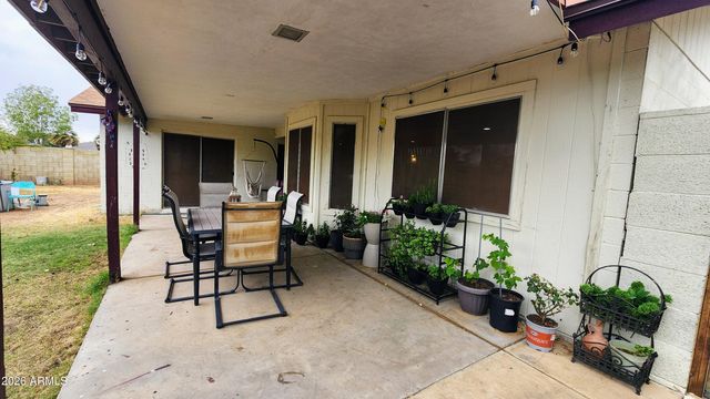 7425 W JENAN Drive, Peoria, AZ 85345