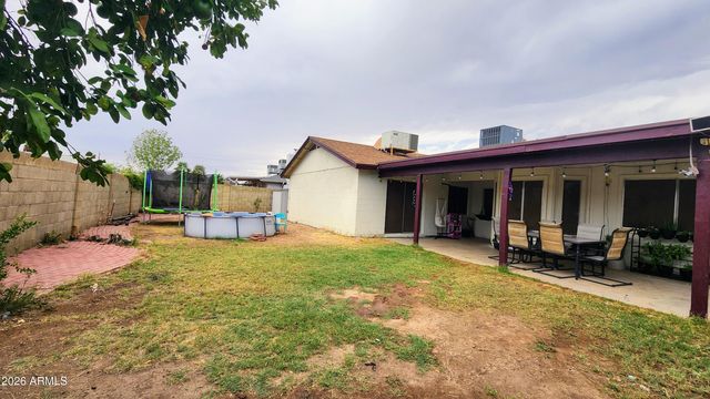 7425 W JENAN Drive, Peoria, AZ 85345