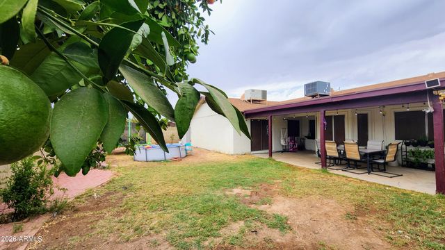 7425 W JENAN Drive, Peoria, AZ 85345