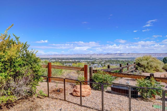 2664 Eagle Ridge Drive, Grand Junction, CO 81503