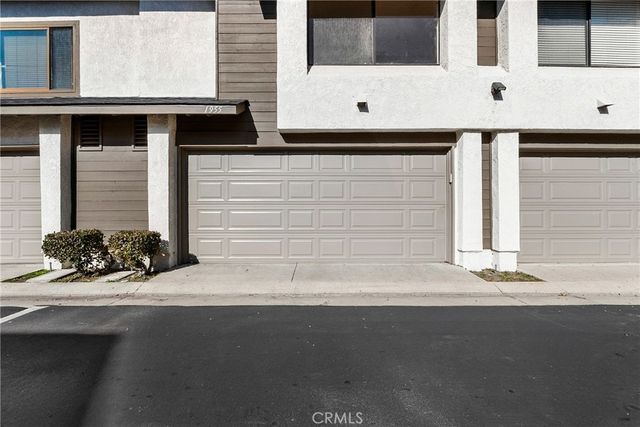 1955 W Clipper, Anaheim, CA 92801