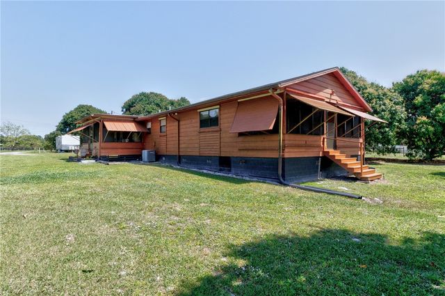 9556 Fleming Grant Road, Micco, FL 32976