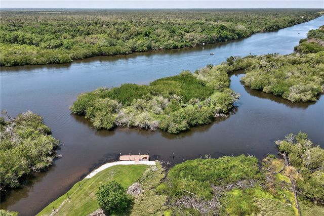 9556 Fleming Grant Road, Micco, FL 32976