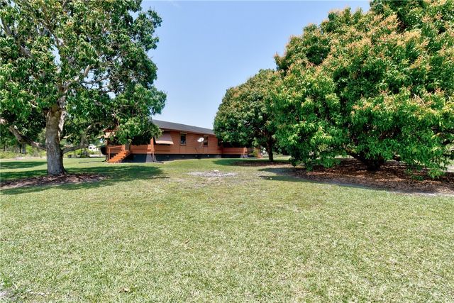 9556 Fleming Grant Road, Micco, FL 32976