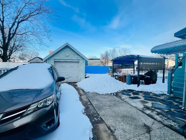 14705 35th Avenue, Flushing, NY 11354