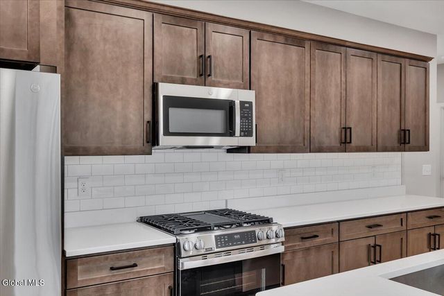 8 Livingston Avenue, Scotia, NY 12302