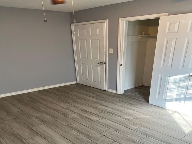 5702 Westover Street, Houston, TX 77033