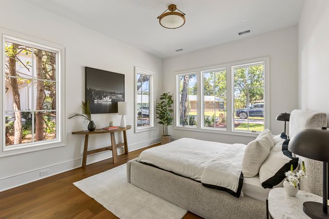 747 Hill Street, Mount Pleasant, SC 29464