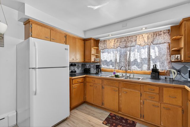 6010 W School Street, Chicago, IL 60634