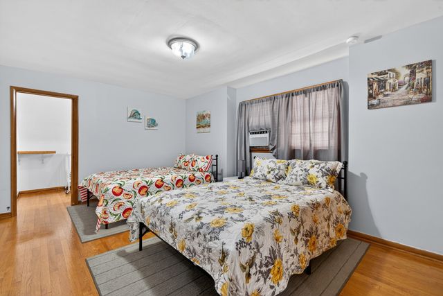 6010 W School Street, Chicago, IL 60634