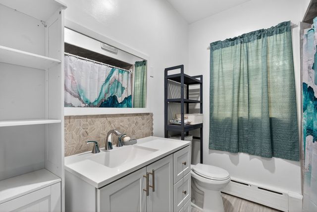 6010 W School Street, Chicago, IL 60634