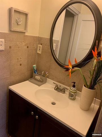 985 Teaneck Road 3K, Teaneck, NJ 07666