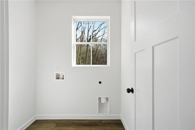 91 Smith And Wesson Way, Jasper, GA 30143