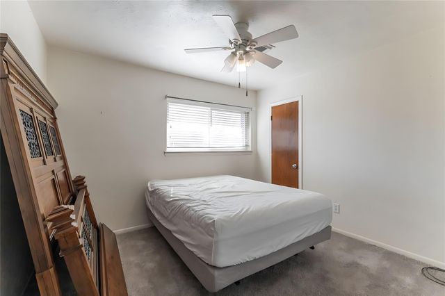 402 Fintona Way, Houston, TX 77015