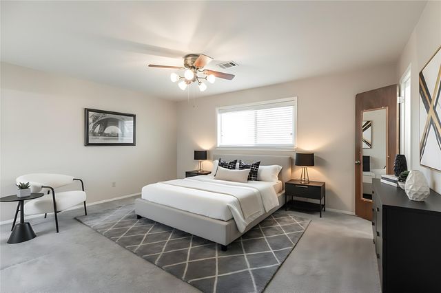 402 Fintona Way, Houston, TX 77015