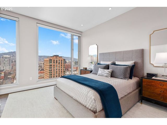 937 Nw GLISAN St 1431, Portland, OR 97209