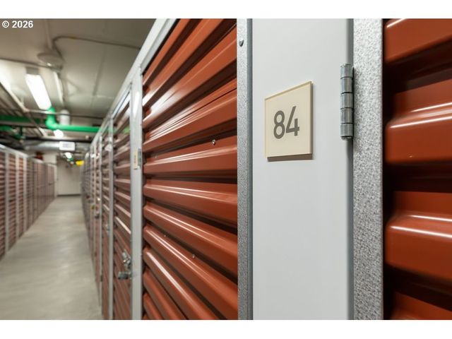 937 Nw GLISAN St 1431, Portland, OR 97209