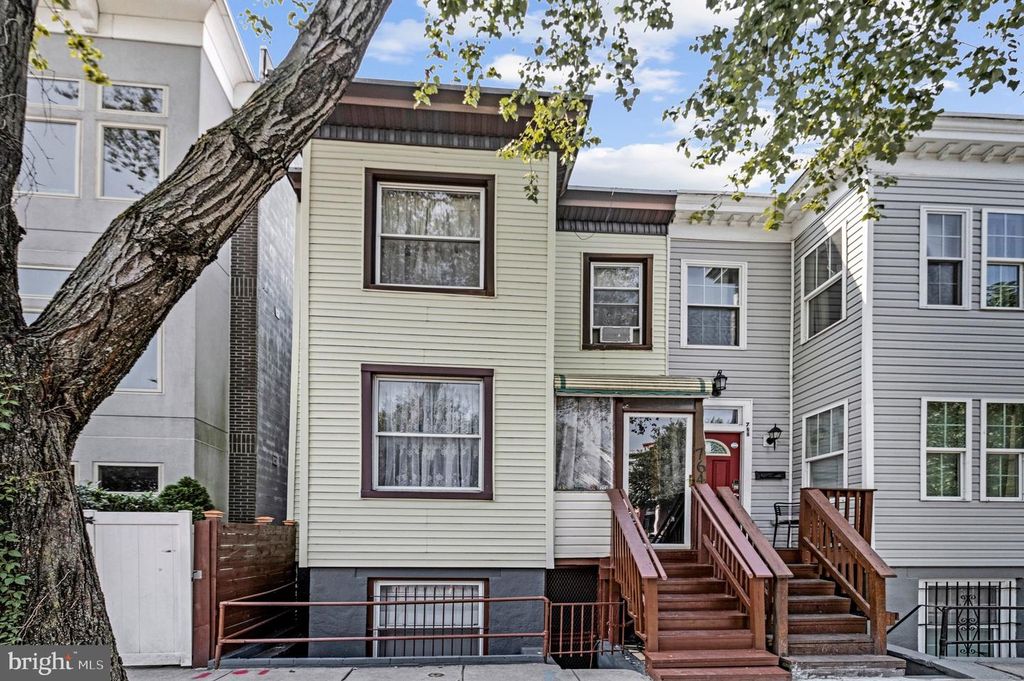 764 PARK RD NW, Washington, DC 20010
