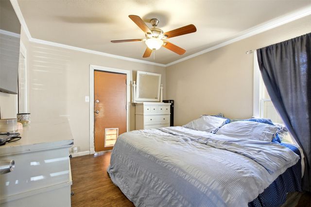 5528 Greenlee Street, Fort Worth, TX 76112