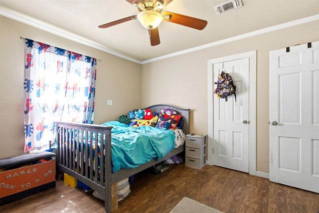 5528 Greenlee Street, Fort Worth, TX 76112