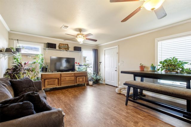 5528 Greenlee Street, Fort Worth, TX 76112