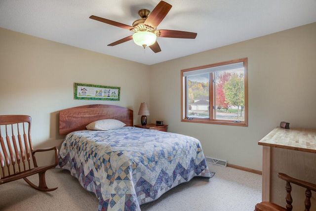 2808 Aster PLACE, Onalaska, WI 54650