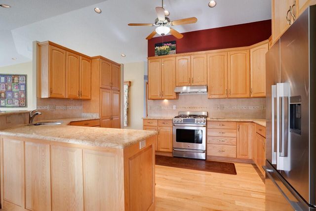 2808 Aster PLACE, Onalaska, WI 54650