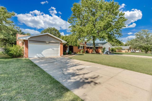6308 E Jacqueline St, Wichita, KS 67208