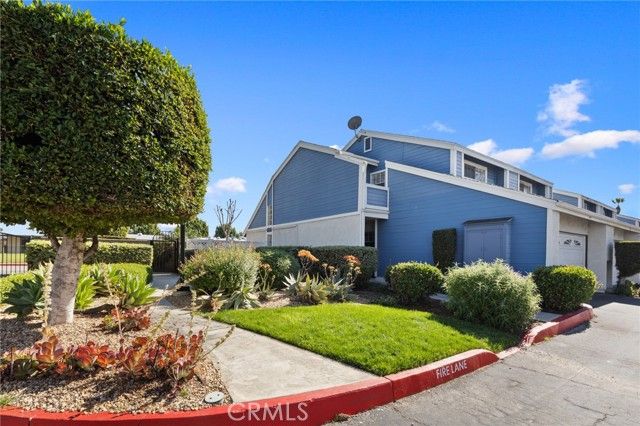 800 W Grondahl Street J, Covina, CA 91722