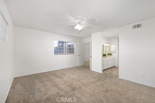 800 W Grondahl Street J, Covina, CA 91722