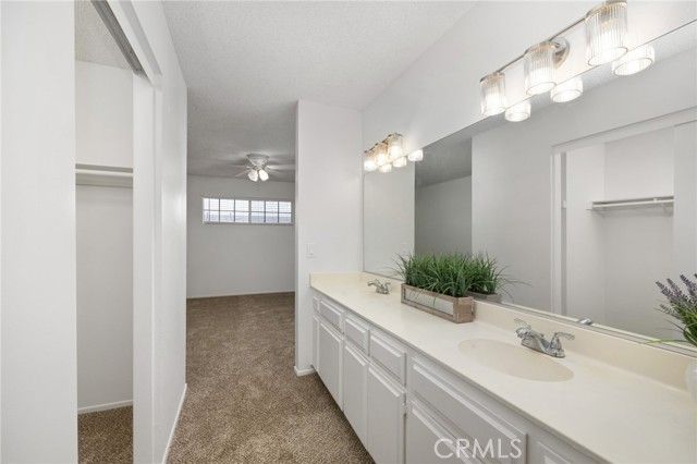 800 W Grondahl Street J, Covina, CA 91722