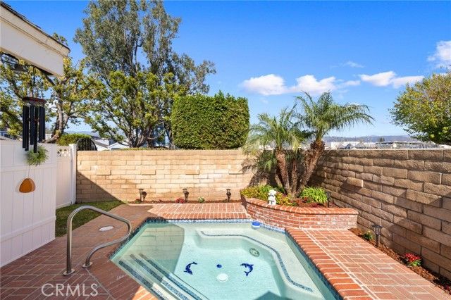 800 W Grondahl Street J, Covina, CA 91722