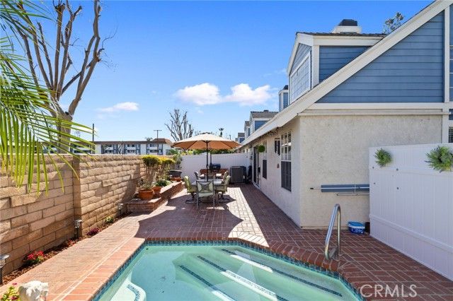 800 W Grondahl Street J, Covina, CA 91722