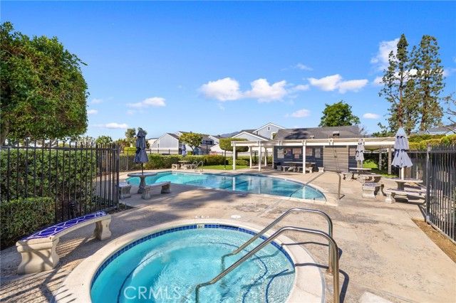 800 W Grondahl Street J, Covina, CA 91722