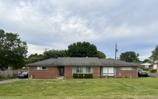 1718 Clarence Dr, Hopkinsville, KY 42240