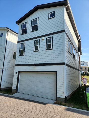 530 Edwin St Unit 22, Nashville, TN 37207