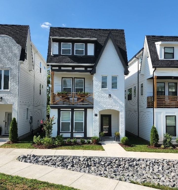 530 Edwin St Unit 22, Nashville, TN 37207