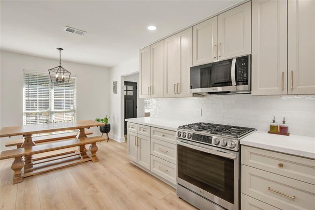 12210 Three Lakes Boulevard, Tomball, TX 77375