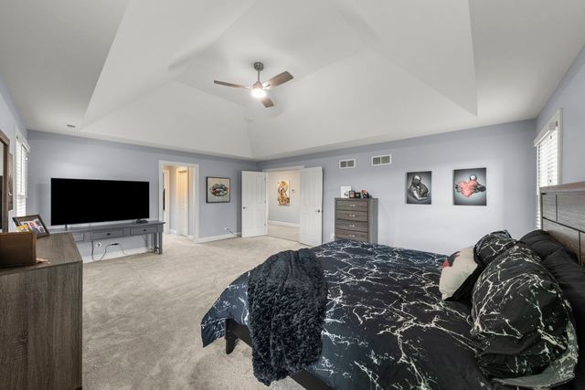 5085 Half Round Road, Oswego, IL 60543