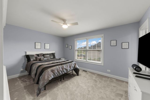 5085 Half Round Road, Oswego, IL 60543