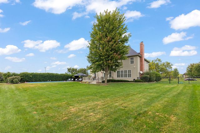5085 Half Round Road, Oswego, IL 60543